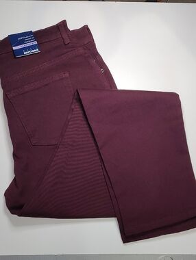 Basic Editions Classic Fit Maroon Pants